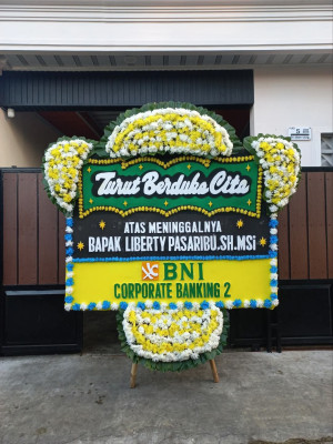 Papan Bunga Duka di Bacan Timur